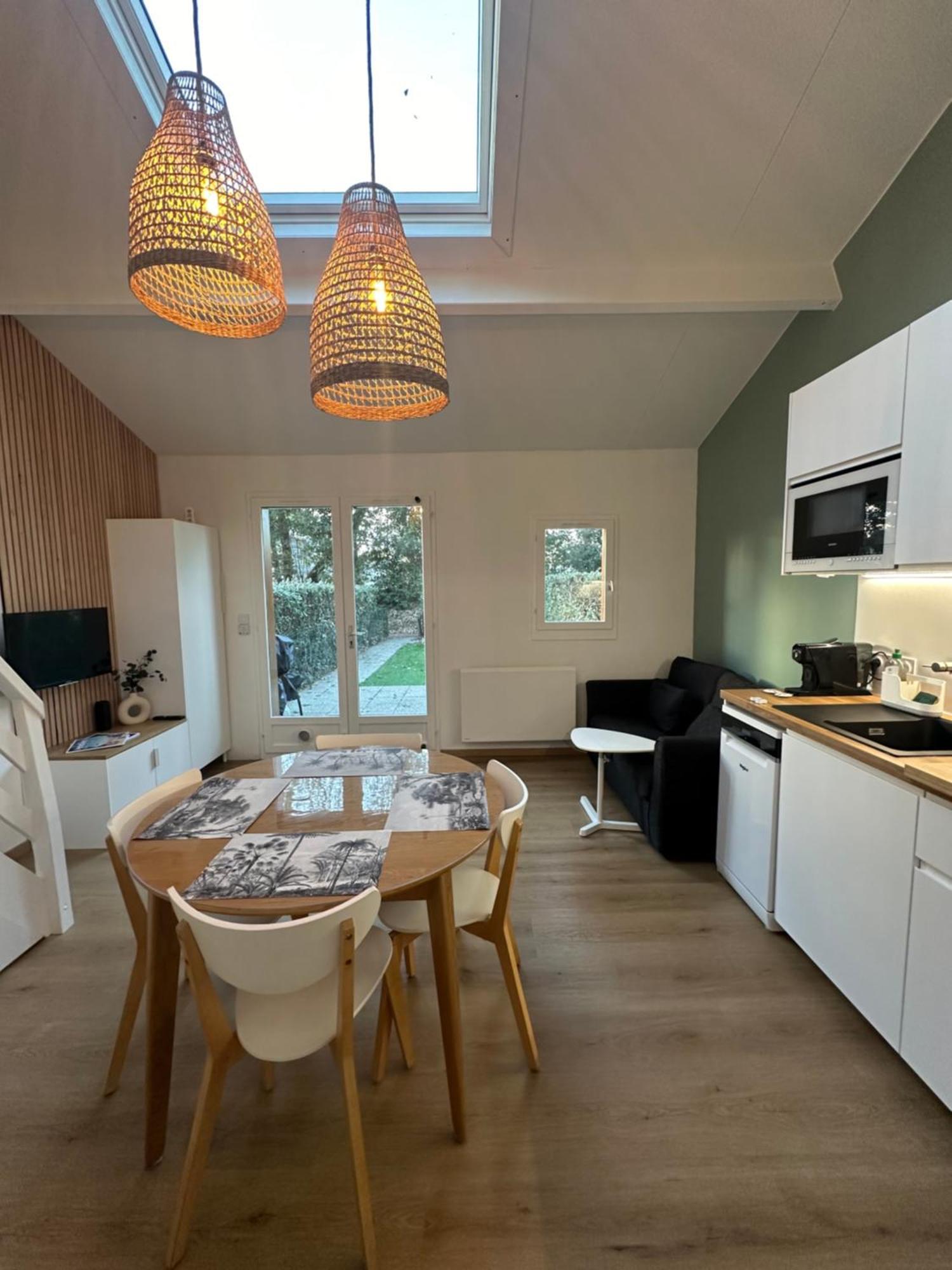 La Kozy - Maison Moderne, Mer, Foret, Piscine - Wifi Σαιν-Ζαν-ντε-Μον Εξωτερικό φωτογραφία